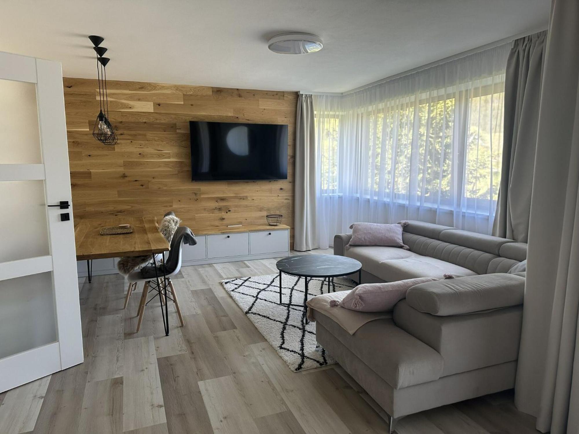 Apartman Oriens เปตส์ปอตสเนซโค ภายนอก รูปภาพ